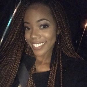 Meet your Posher, Regine